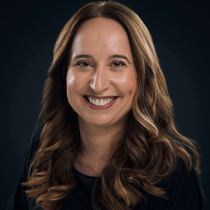 Head shot - Angela H